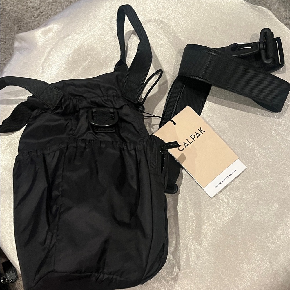 Calpak Jet Black Bottle holder